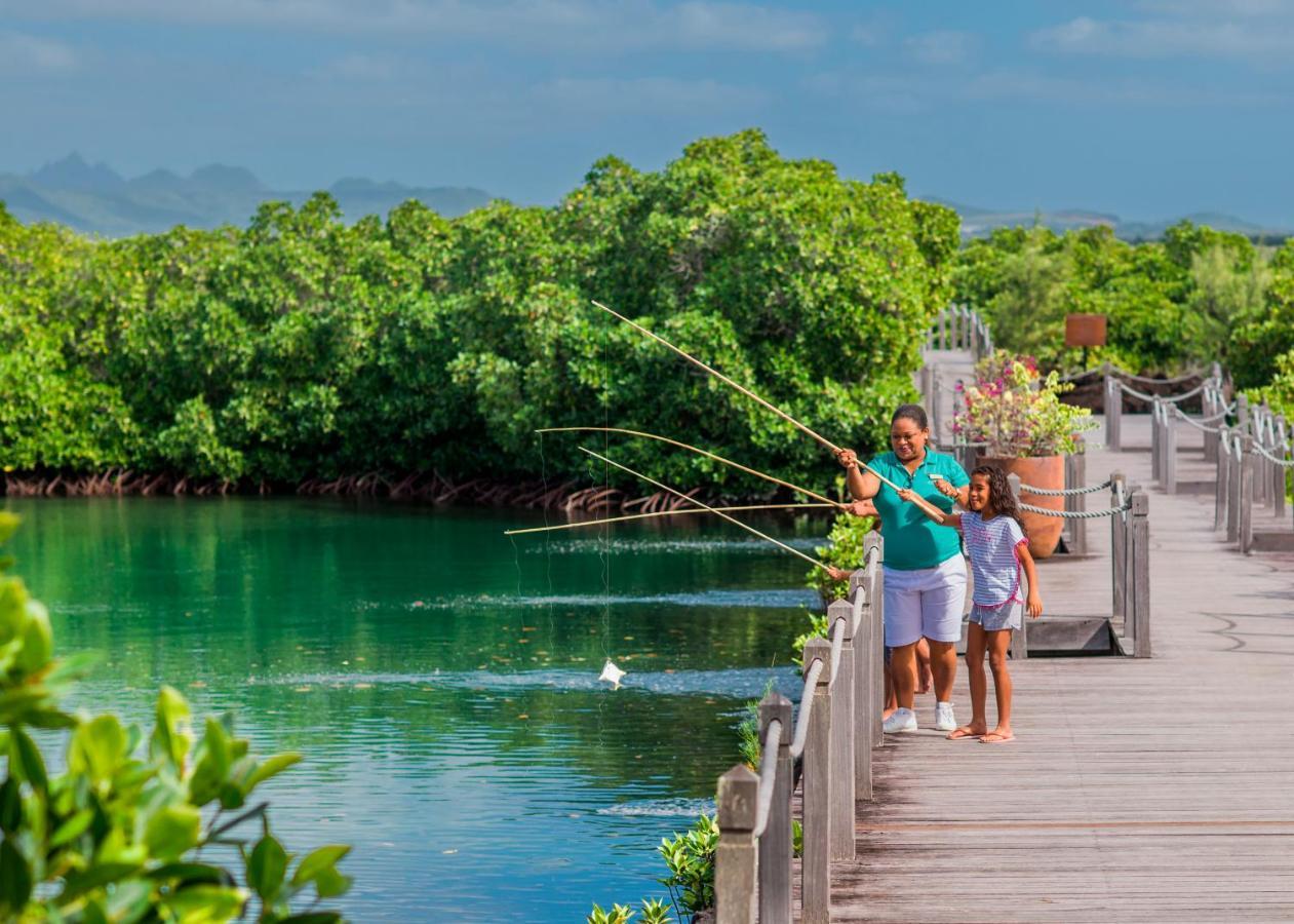Constance Prince Maurice Poste de Flacq Exterior foto Fishing at the resort