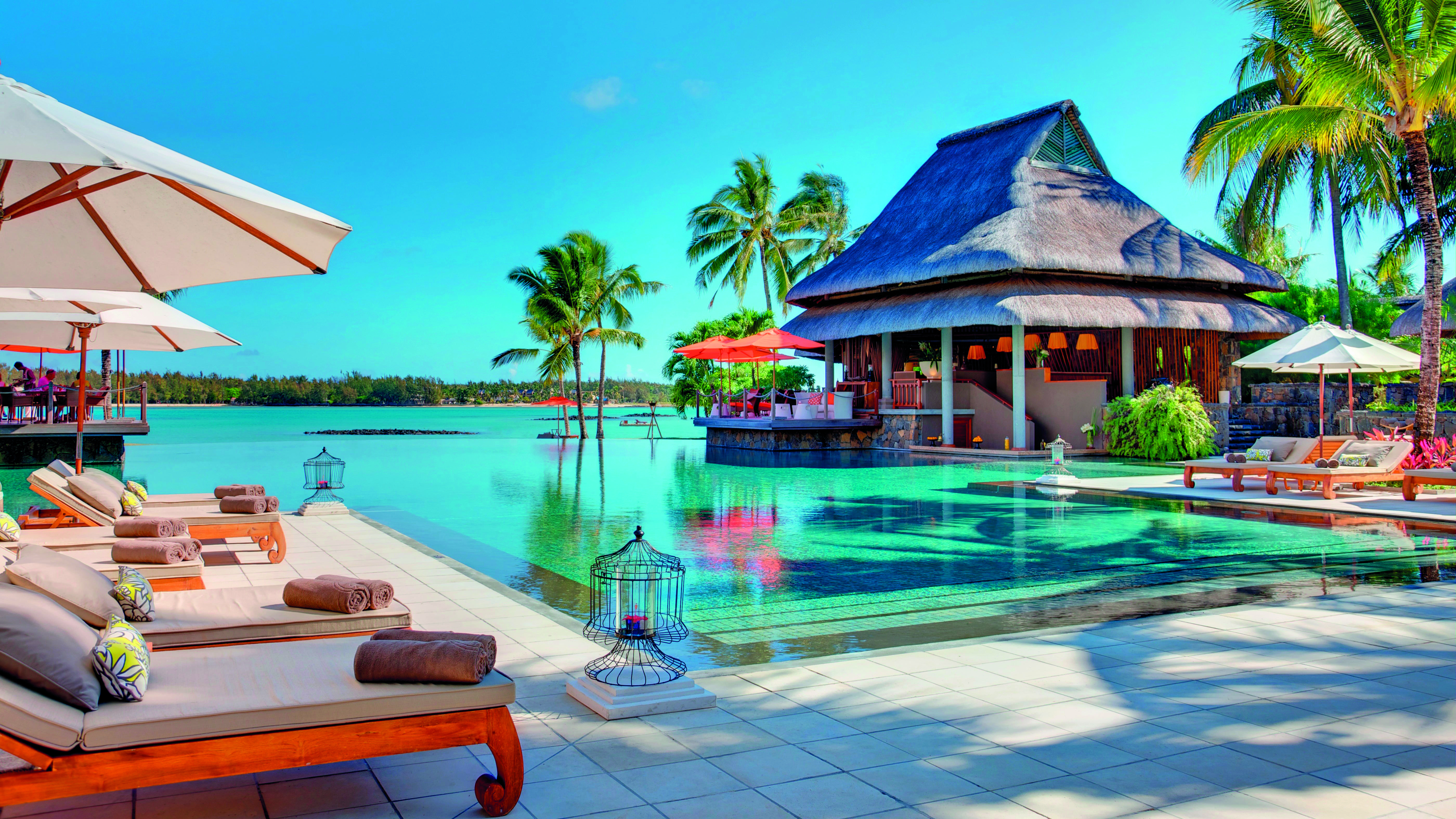 Constance Prince Maurice Poste de Flacq Exterior foto The pool at the resort