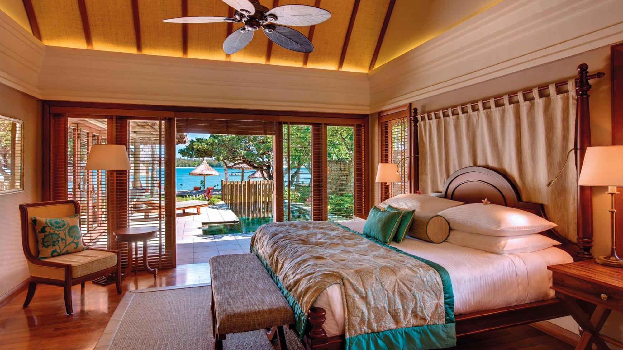 Constance Prince Maurice Poste de Flacq Exterior foto A bedroom at the resort